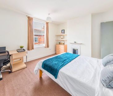 3 bedroom terraced house to rent - Photo 5