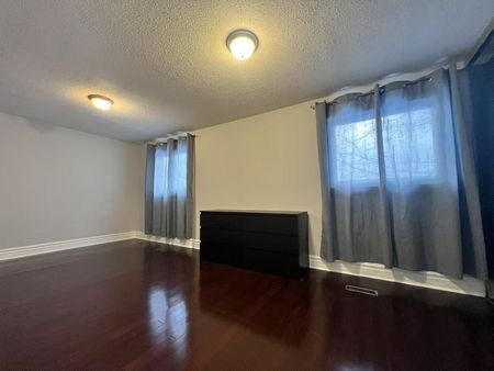 For Lease - 516 Alder Court, Pickering, Ontario - Photo 3