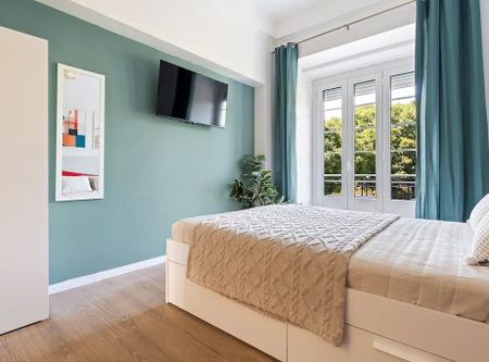 Avenida de Sidónio Pais, Lisbon, Lisbon 1050-215 - Photo 3