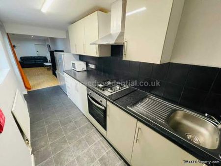 6 bedroom property to rent in Nottingham - Photo 4