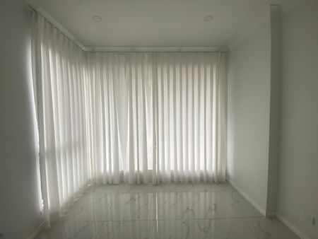 Home For Rent - Photo 2