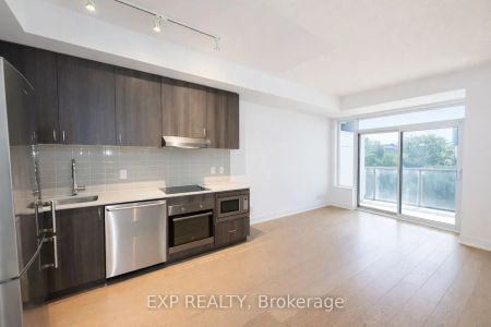 7 Kenaston Gardens #503 - Photo 4