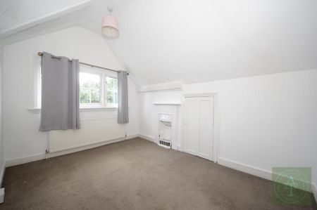 5 bedroom semi-detached house to rent - Photo 3