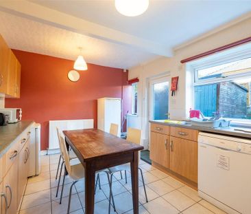 4 bedroom private hall to rent - Photo 6