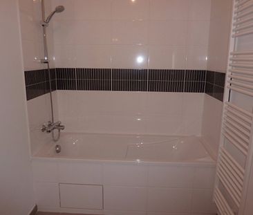 Location Appartement 3 pièces 58m² - Photo 2