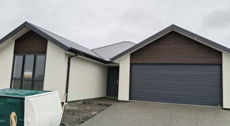 Brand New Family Home - Photo 3