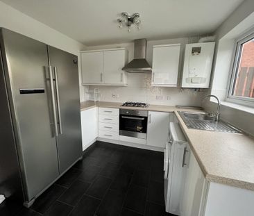 2 bedroom semi-detached house to rent - Photo 5