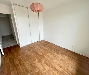 Location Appartement 3 pièces 71m² - Photo 5