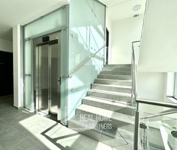 Pronájem bytu 3+kk 84 m2 - Fotografie 3