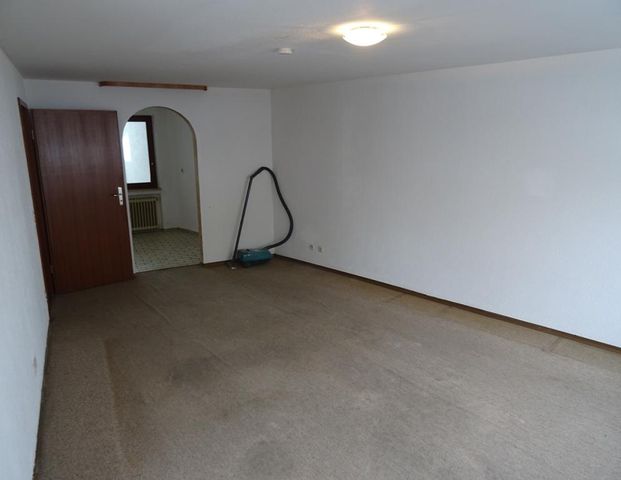Helle 3,5 Zimmer Wohnung 1. OG mit Balkon, Stellplatz, Garten in 72348 Rosenfeld Heiligenzimmern ab sofort zu vermieten - Photo 1
