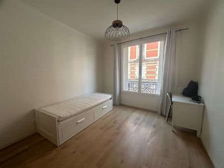 Location Appartement 4 pièces 60m² AUBERVILLIERS 93300 - Photo 4