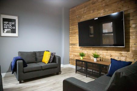 Montgomerie #15 - Photo 2