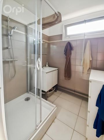 Location Appartement 3 pièces 63m² CREPY EN VALOIS 60800 - Photo 4