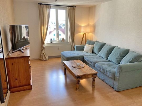 Rent a 4 rooms apartment in Grenchen - Photo 1