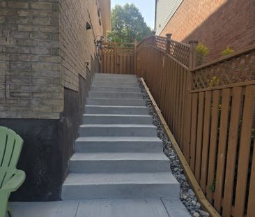 For Lease - 2113 Theoden Court, Pickering, Ontario - Photo 4