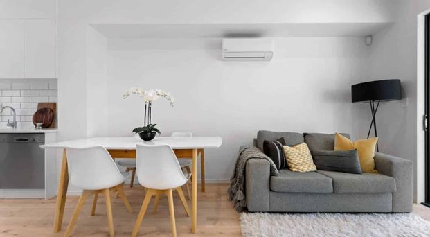 Bright, Stylish Living Near WestCity Mall - Photo 1