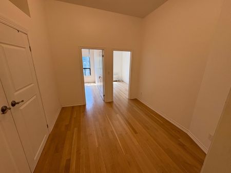 For Lease - 756 Queen Street Unit# B, Toronto, Ontario - Photo 2