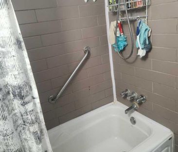 4 et de mi a louer mai ou juillet , eau chaude chauffage inclus a l... - Photo 3