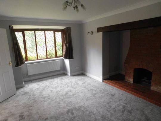 5 bedroom detached house to rent - Photo 1