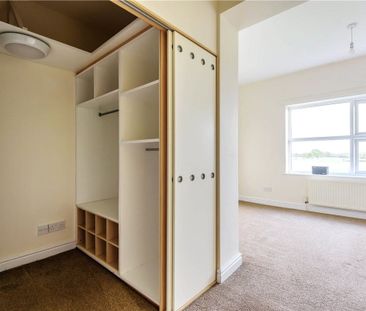 A 3 bedroom semi-detached property. - Photo 3