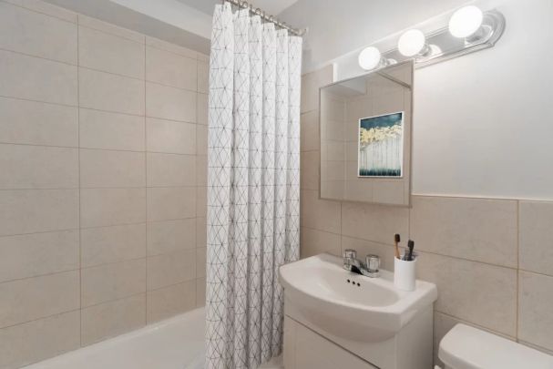 Montecito Towers - Photo 1