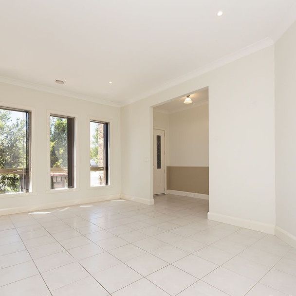 A perfect family home in heart of Harkness - Photo 1