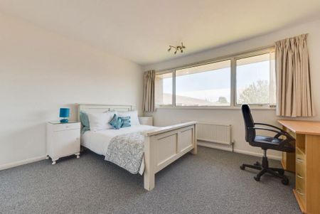 5 bedroom house to rent - Photo 3