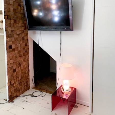 Logement à Paris, Location meublée - Studio T1 - Parc des Buttes Chaumont (PA-4818) - Photo 1