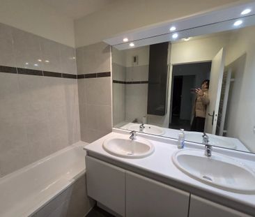 Location Appartement 3 pièces à Évry-Courcouronnes - Photo 5