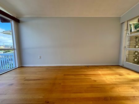 33 Portman Rd, Mt Wellington - Photo 3