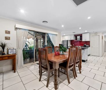 Spacious Family Home in Glen Alpine - Photo 3