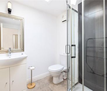 19A Priory Walk Whitehall Road Terenure Dublin 12 - Photo 4