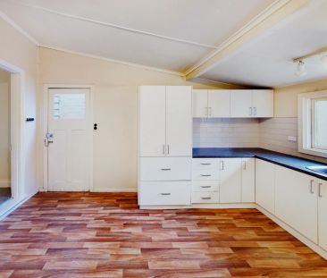 2 Bed, 1 Bath - Photo 1