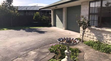 9 Nancy Avenue Feilding - 3 Bedroom - Photo 5