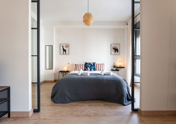 Calle Martínez de la Rosa, Málaga, Andalusia 29010