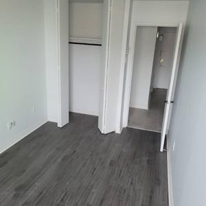 Très Bel Appartement 4 1/2 DDO à Louer - Boulevard des Sources - Photo 2