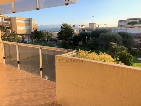 Location Appartement 2 pièces 59m² NICE 06200 - Photo 4