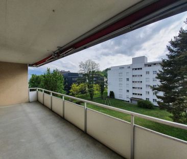 Traumwohnung mit viel Platz - 4.5 Zimmer & 2 Balkone - Photo 6