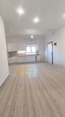 🏠Ενοικιάζεται ισόγειο μονόχωρο διαμέρισμα 40 τ.μ. πλήρως ανακαινισμένο - Ξηροπόταμος σε άριστο σημείο ., € 400, 40 τ.μ. - Photo 4