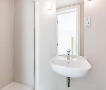 Ground floor flat to rent - Photo 4