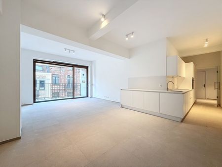 Appartement te huur in Ixelles - Photo 3