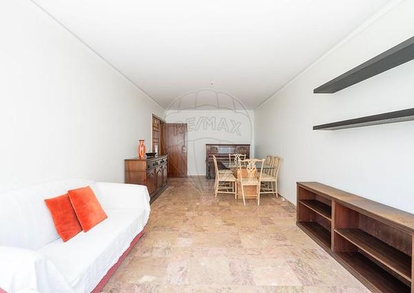 Apartamento T3 em Lisboa