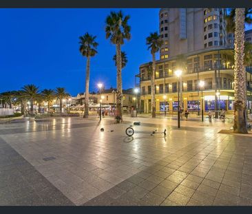 Stylish Coastal Retreat – Enjoy the perfect blend of beachside livi... - Photo 1