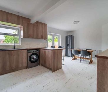 Whitley Wood Lane, Reading, RG2 - Photo 5