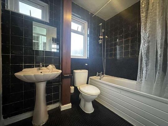 Shepherds Path, Northolt, UB5 - Photo 1