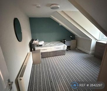 1 bedroom in a house share to rent - Photo 6