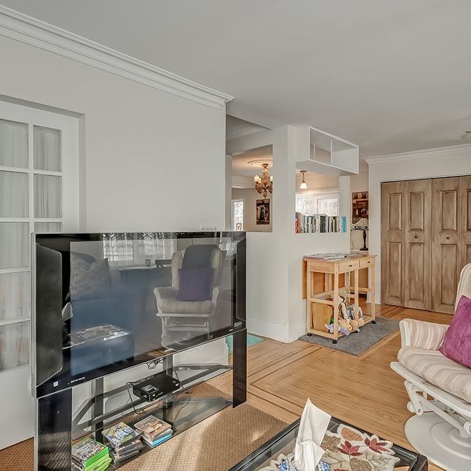 For Lease - 1415 Lakeshore Road, Burlington, Ontario - Photo 1