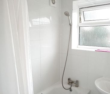 Swinburne Road, Wellingborough - Photo 4