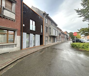 Instapklare & energiezuinige woning met 3 slaapkamers te centrum Tielt! - Photo 1