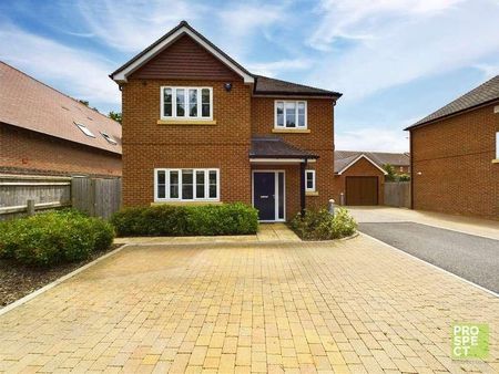 Croft Road, Shinfield, Berkshire, RG2 - Photo 2